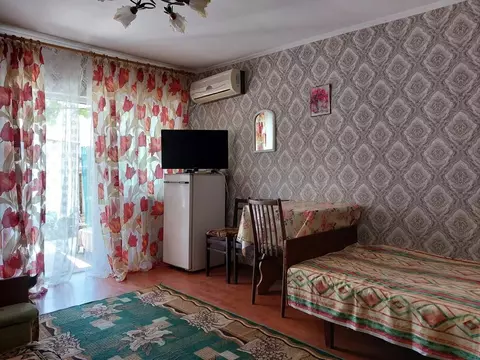 Комната Крым, Евпатория ул. Ивана Петриченко, 51
