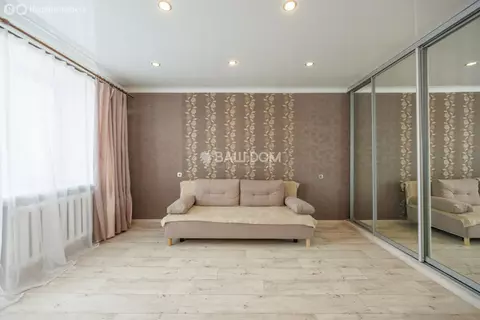 3-комнатная квартира: Брянск, улица Брянского Фронта, 20 (63.4 м)