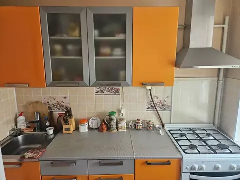 2-к кв. Омская область, Омск просп. Карла Маркса, 31 (43.0 м)