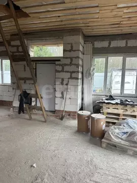 Дом в Калужская область, Малоярославецкий муниципальный округ, Маклино ...