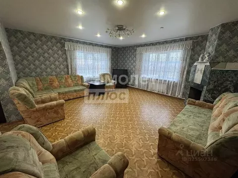 Дом в Самарская область, Жигулевск городской округ, с. Зольное ул. ...