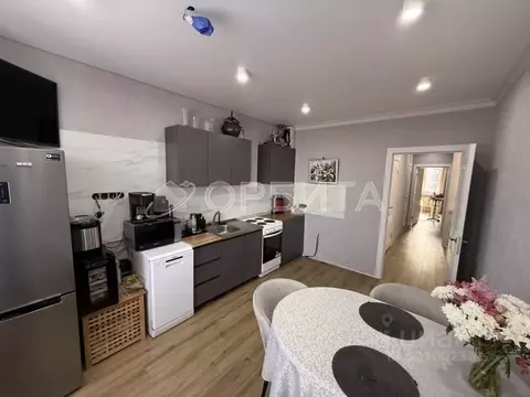 2-к кв. Тюменская область, Тюмень Новгородская ул., 14 (66.1 м)