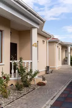 Дом в Крым, Сакский район, Молочненское с/пос, с. Витино ул. ...