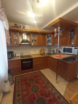 2-к кв. Омская область, Омск ул. Дмитриева, 1/1 (65.0 м)