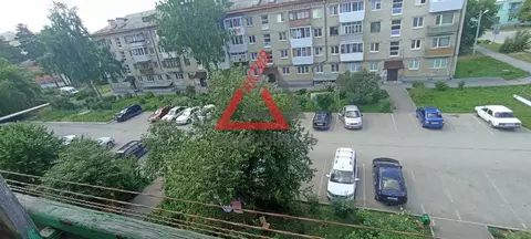 2-комнатная квартира: Каменск-Уральский, посёлок Трубный, улица Зои ...