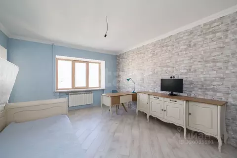 2-к кв. Тюменская область, Тюмень ул. Евгения Богдановича, 8к1 (79.3 ...