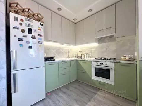 2-к кв. Волгоградская область, Волгоград Санаторная ул., 16 (58.5 м)