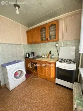 3-комнатная квартира: Кунгур, улица Ильина, 29 (59.8 м)