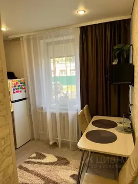 2-к кв. Саратовская область, Энгельс 1-й мкр, 5 (45.3 м)