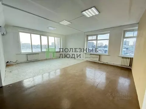 Офис в Астраханская область, Астрахань ул. Латышева, 18 (117 м)