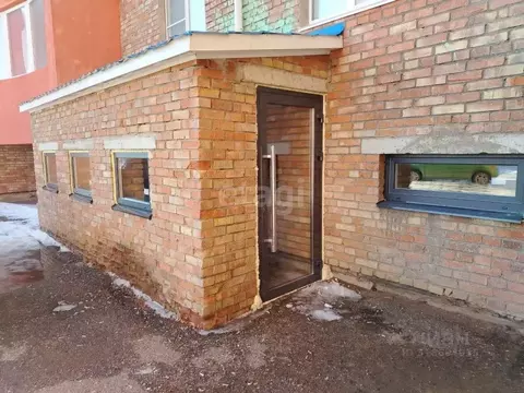 Помещение свободного назначения в Башкортостан, Уфа пос. Аэропорт, ул. ...