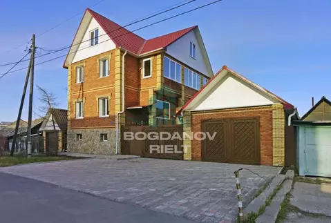 Коттедж в Омская область, Омск  (242 м)