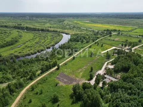 Участок в Тюменская область, Тюменский муниципальный округ, д. ...