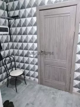 2-к кв. Красноярский край, Красноярск ул. Петра Ломако, 6 (46.0 м)