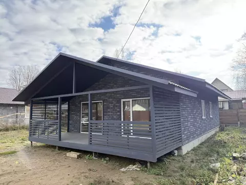 Дом в Калужская область, Жуковский муниципальный округ, Истье с/пос, ...