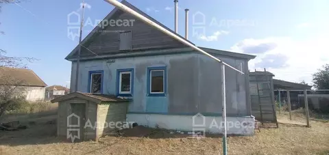 Дом в Волгоградская область, Быковский район, Приморское с/пос, пос. ...