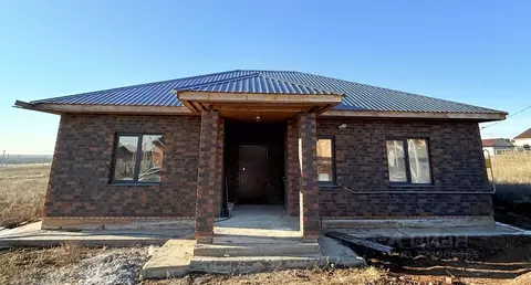 Дом в Оренбургская область, Оренбургский район, пос. Соловьевка ул. ...