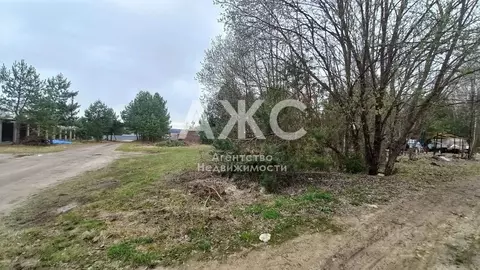Участок в Калужская область, Жуковский муниципальный округ, д. Поляна ...