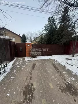 Дом в посёлок городского типа Малаховка, микрорайон Овражки, улица ...