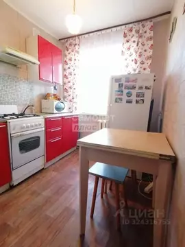 3-к кв. Нижегородская область, Нижний Новгород 6-й мкр, 3 (50.2 м)