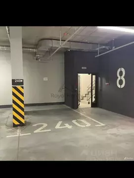 Гараж в Санкт-Петербург Петровский просп., 26к2 (15 м)