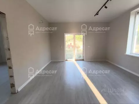 Дом в Волгоградская область, Волгоград пос. Сакко и Ванцетти, ул. ...