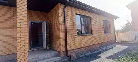 Дом в Ростовская область, Ростов-на-Дону пос. Орджоникидзе, пер. ...