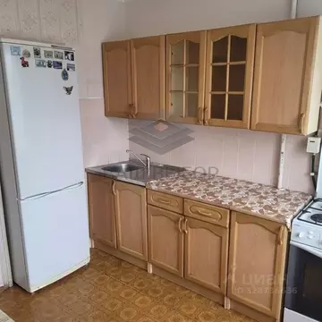 3-к кв. Омская область, Омск Заозерный мкр, просп. Менделеева, 25 ...