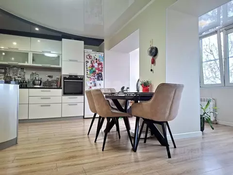 4-к кв. Вологодская область, Череповец Пионерская ул., 25 (117.9 м)