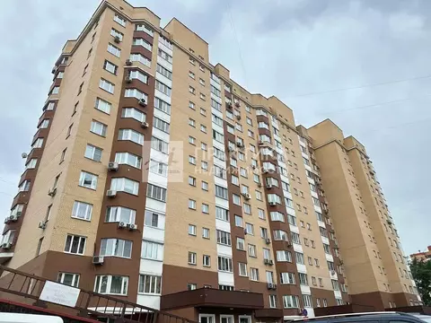 Продается 3-комнатная квартира