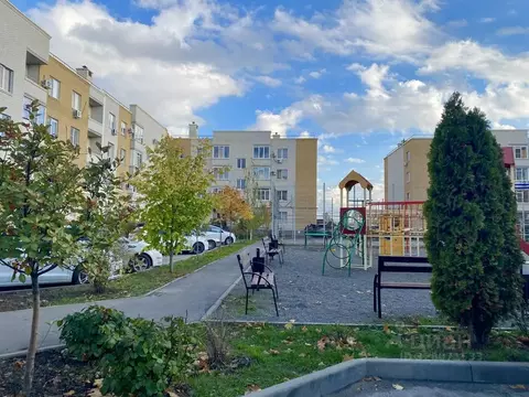 2-к кв. Ростовская область, Батайск ул. Котова, 12к2 (57.0 м)