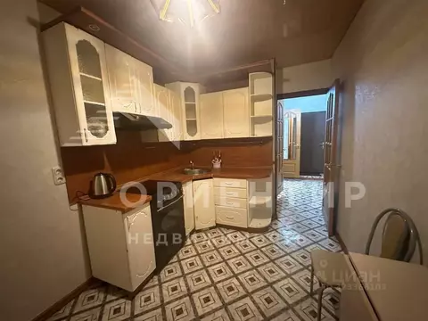 1-к кв. Свердловская область, Екатеринбург ул. Родонитовая, 17 (38.6 ...