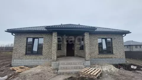 Дом в Белгородская область, Строитель Яковлевский городской округ, ул. ...