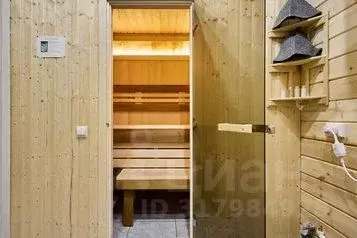 Дом в Ленинградская область, Выборгский район, Полянское с/пос, пос. ...