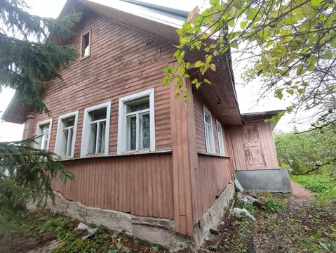 Дом в Новгородская область, Новгородский район, Борковское с/пос, д. ...