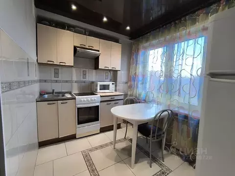 2-к кв. Красноярский край, Красноярск Семафорная ул., 185 (45.9 м)