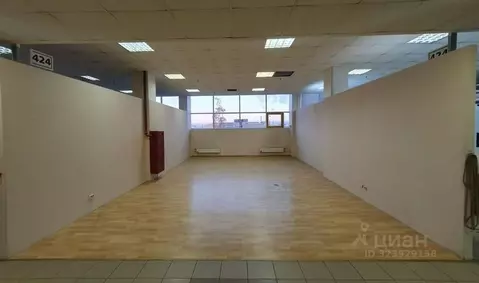 Торговая площадь в Санкт-Петербург Варшавская ул., 3к1 (1000 м)