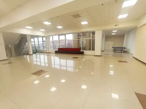 Склад в Санкт-Петербург Новолитовская ул., 15 (222 м)