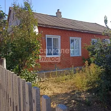 Дом в Калмыкия, с. Приютное, Голый Лиман кв-л  (52 м)