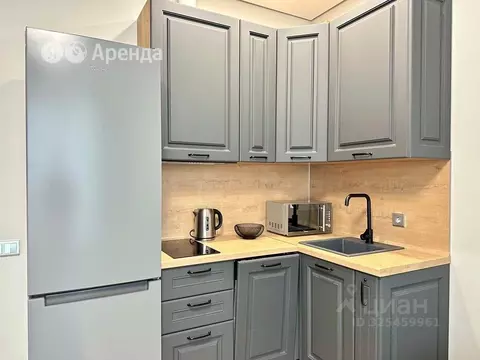 Студия Москва бул. Чкаловский, 6 (27.0 м)