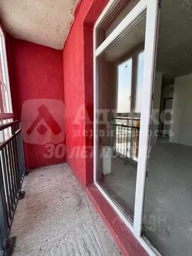 Студия Тюменская область, Тюмень ул. Краснооктябрьская, 16 (30.0 м)