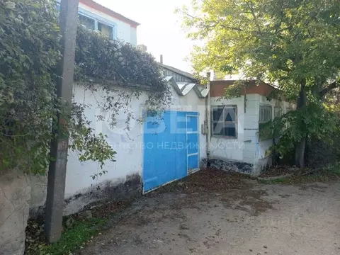 Дом в Крым, Бахчисарайский район, Плодовское с/пос, с. Брянское ул. ...