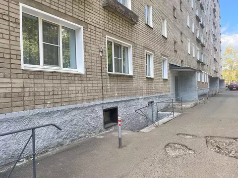 Помещение свободного назначения в Кировская область, Киров ул. ...