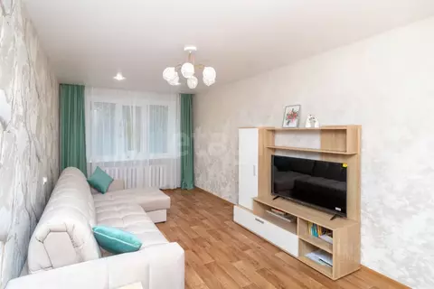 2-к кв. Тюменская область, Тюмень Заречный проезд, 31 (53.0 м)