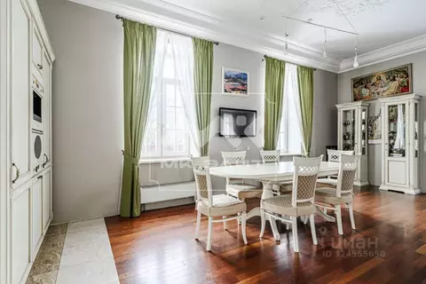 Коттедж в Санкт-Петербург пос. Стрельна, Ново-Нарвское ш., 29 (550 м)