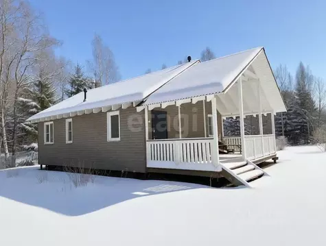 Дом в Ленинградская область, Волховский район, Пашское с/пос, д. Новая ...