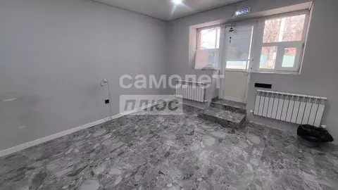 Помещение свободного назначения в Калмыкия, Элиста ул. Бимбаева, 12А ...
