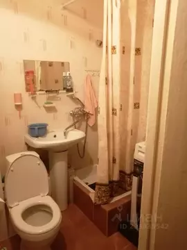 3-к кв. Саратовская область, Саратов ул. Имени В.М. Азина, 35А (57.0 ...