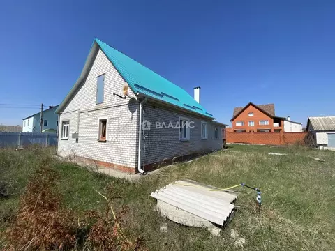 Дом в Воронежская область, Рамонский район, с. Новоживотинное ул. 70 ...