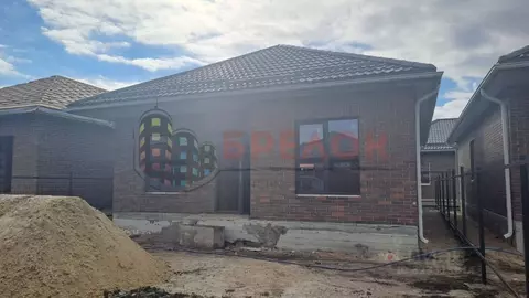 Дом в Ростовская область, Батайск Артемовская ул. (100 м)